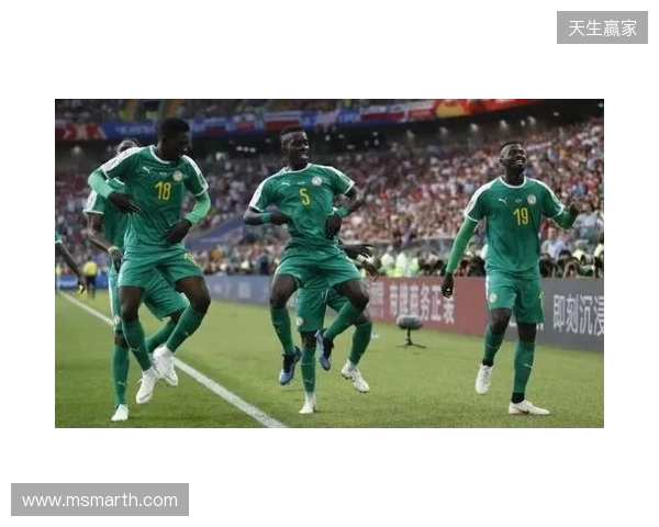 卡什:跟莱万并肩作战感觉很棒;希望能随波兰再踢一次世界杯